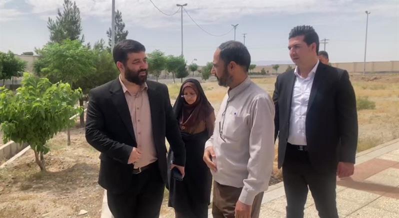 برای حل اساسی مشكلات درختان خیابان نوده فردا طرح جهادی را اجراء خواهیم كرد